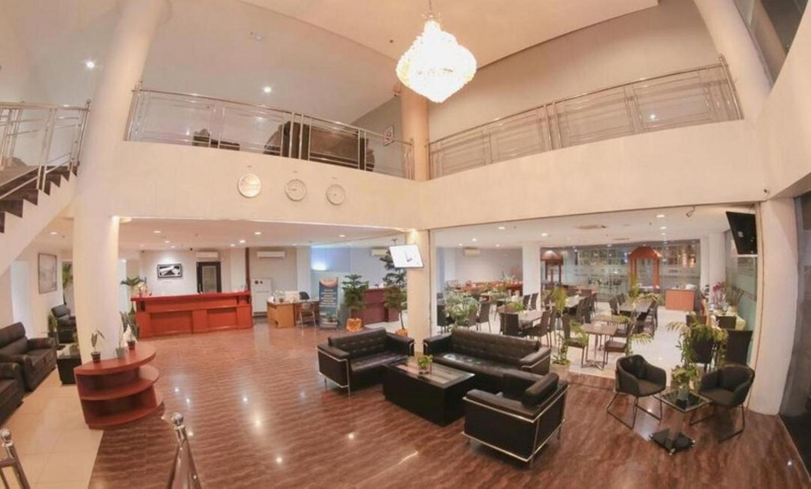 Azza Hotel Palembang Palimbão Exterior foto